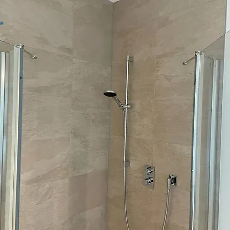 Apartment Luxury Penthouse In Kirchberg, Terrace & Parking